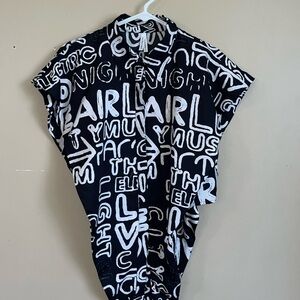 Live 4 Truth “graphic wording all over” black/white tank over-lay blouse L